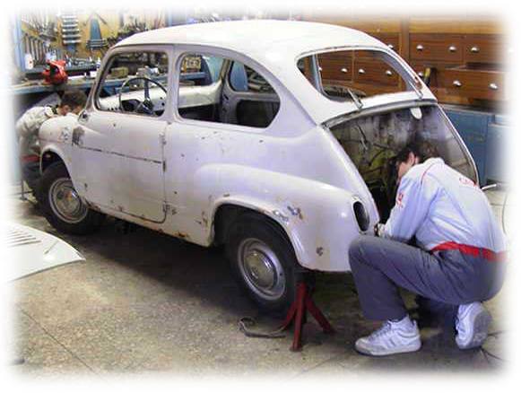 Procediendo a desmontar los últimos elementos internos, delantera y hueco de motor. 