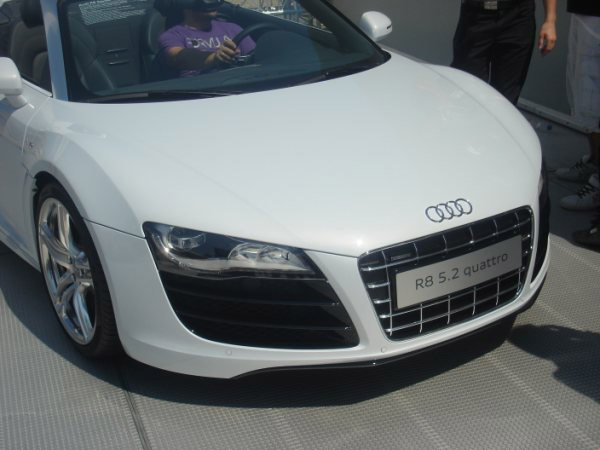 Audi R8